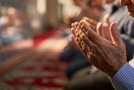 Pourquoi de nombreuses personnes ont-elles récemment embrassé l’Islam ?